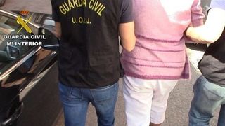 Romani arestati in Spania, dupa ce au vandut o fata de 14 ani. Pe ce suma au &bdquo;negociat&rdquo; minora