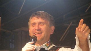 Cine sunt cei patru copii adoptati de preotul Cristian Pomohaci: "Eu i-am spalat, eu le-am taiat unghiile"