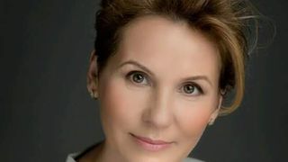 Atacuri dure la adresa unei ziariste bolnave de cancer: „Nu ar merita sa isi continue viata"