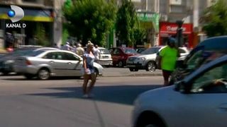 Sute de victime pe strazile din Capitala din cauza semnelor de circulatie