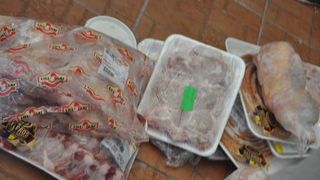 Jale in localurile de pe litoral. Amenzi de peste 60.000 de lei, la unitati de alimentatie de pe litoral si sute de kilograme de produse retrase