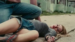 Tanara de 18 ani, la spital dupa ce a lesinat din cauza caldurii, in timp ce astepta sa dea examen pentru permis auto