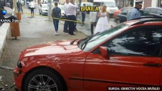 A intrat cu masina in nuntasi, chiar cand alaiul pleca din biserica. Un barbat din Braila a fost retinut pentru 24 de ore. De ce a facut asa ceva