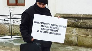 Povestea calugarului alungat de la manastirea lui Arsenie Boca. A fost dat afara de la facultate, dupa un scandal sexual si a ajuns cersetor