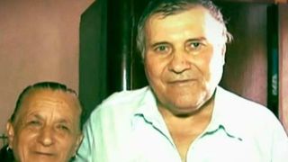 Ajutor nesperat pentru doi batrani din Timis care traiau in saracie si mizerie. Oamenii cu suflet le-au intins o mana de ajutor