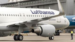 Avion redirectionat la Sofia din cauza furtunii din Bucuresti