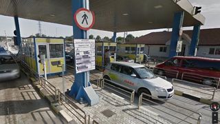 Soferii pot plati rovinieta si taxa de pod de la Fetesti prin intermediul unei aplicatii de mobil