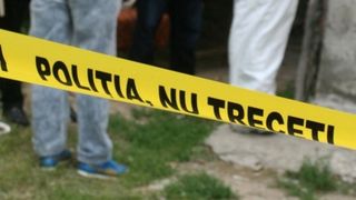 Crima infioratoare in judetul Gorj - Un barbat de 52 de ani i-a taiat urechea iubitei sale si apoi a omorat-o in bataie - Femeia ar fi avut un amant si asta l-a scos din minti pe criminal
