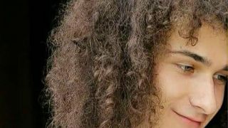 Cadavrul gasit de turistii francezi pe Muntele Tampa a fost identificat. Victima este Alex, tanarul de 19 ani din Prahova disparut in urma cu aproape o saptamana