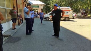 Tanara din Vrancea, injunghiata de concubin, a murit. Criminalul a fost prins