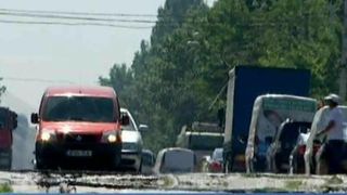 Nu iesiti din case si pregatiti-va pentru ce e mai rau! Este avertismentul meteorologilor, care spun ca urmeaza doua zile de cod rosu si portocaliu de canicula