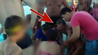 Imagini dramatice cu un tata care isi resusciteaza baietelul inecat. Copilul a sarit in apa adanca de 2 metri, de unde oamenii l-au scos aproape mort