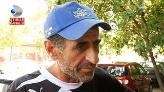 Daniel isi creste singur cei 5 copii dupa ce mama i-a parasit: "Mi i-a aruncat la usa, mi-a spus ca vrea sa isi traiasca viata"