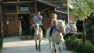 Se anunta cod rosu de distractie in acest sfarsit de saptamana. Cum profitam de zilele toride