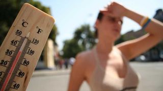 12 judete din vestul tarii, sub avertizare COD ROSU de canicula! Temperaturile vor ajunge la 42 de grade. Restul tarii, sub cod portocaliu