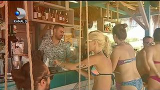 Vrei sa mergi la mare? Daca n-ai 1000 de euro in buzunar, uita de litoral. Un singur weekend la Mamaia iti rupe buzunarul