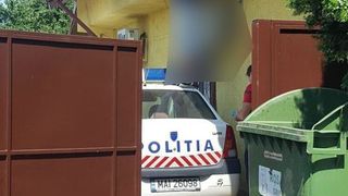Imagini nebune in mijlocul caniculei. Ce a putut sa faca un individ pe o masina de politie