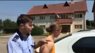 Pensionari snopiti in bataie, in timpul slujbei de la o biserica din Maramures