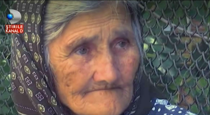 Mii de batrani ai Romaniei duc o viata ca-n infern. Vand zarzavaturi si bat kilometri intregi ca sa mai traiasca inca o zi