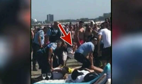 Cei sapte indivizi arestati pe o plaja din Mamaia fac acuzatii dure la adresa politistilor: "Ne-au omorat cu bataia!"