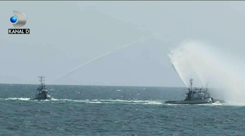 Spectacol de Ziua Marinei la Constanta! Mii de turisti au privit impresionati show-ul de pe mare