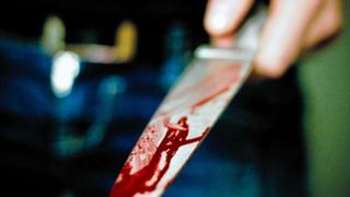 Un galatean si-a ucis mama in camera unui hotel din statiunea suceveana Vatra Dornei fiindca nu l-a lasat sa fumeze