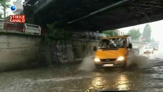 Buzoienii platesc 500 de mii de lei taxa pe apa de ploaie. Cum este posibil asa ceva