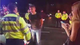 Cum l-a primit sotia pe politistul care l-a facut KO pe Boureanu! Imaginea a fost facuta publica