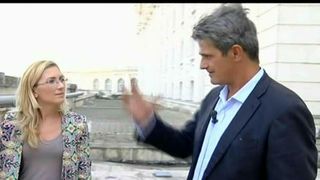 Casa Poporului are nevoie urgenta de reparatii! Problema: niciun constructor nu vrea sa preia lucrarea