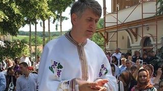 Cristian Pomohaci a cerut sa revina in BOR. Acesta a contestat excluderea din biserica