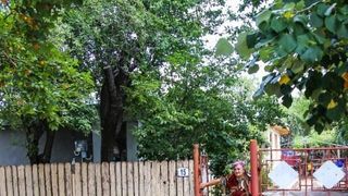 Fenomene inexplicabile, intr-un sat din Giurgiu! De cateva zile, o familie e terorizata. Ce apare in fiecare zi in casa