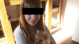 O fetita de 13 ani  s-a sinucis dupa o cearta cu mama ei. Fata a fost gasita spanzurata, de catre propriul tata.