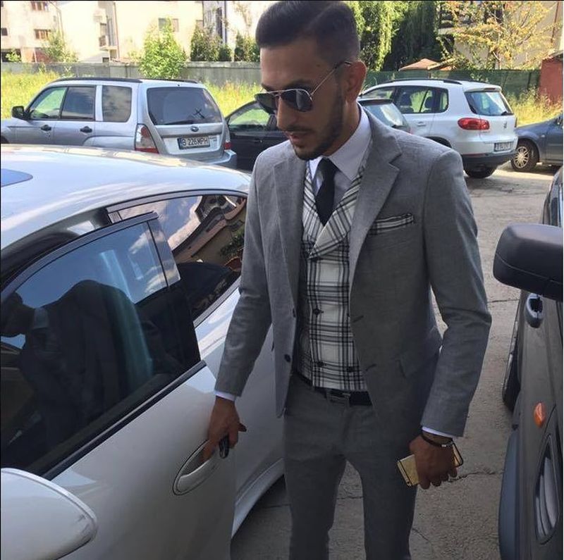 Aslan Sadeghi este in arest la domiciliu dupa ce si-ar fi sechestrat si batut iubita