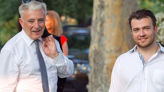 Mugur Isarescu, alaturi de fiul sau, Costin, administratorul domeniului