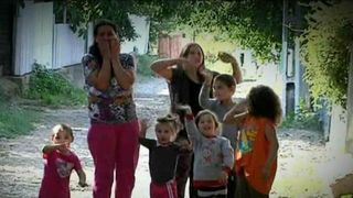 O familie cu 7 copii traieste un adevarat cosmar, dupa ce unul dintre micuti a fost diagnosticat cu cancer la ficat si stomac. Micutul are nevoie disperata de ajutor