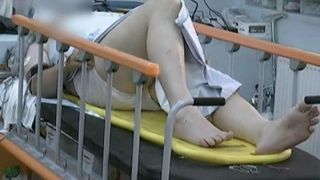 Internata pentru o operatie la picior, externata in sicriu. Familia femeii rupe tacerea: "Au venit abia cand urlam de durere sa-mi vad mama murind pe brate"