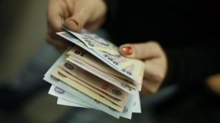 Tariceanu spune ca Pilonul II de pensii va fi mentinut si ramane sub administrare privata. Nu s-a pus problema existentei acestuia, ci doar a nivelului de finantare