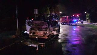 Constanta: O fetita in varsta de sase ani a murit dupa ce rulota in care se afla a luat foc. FOTO