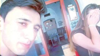 Eleva din Iasi, umilita in ultimul hal de fostul iubit. Acesta a trimis tuturor profesorilor filmulete in care intretine raporturi intime cu minora