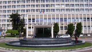 Pana unde s-a ajuns. Medicii din Suceava, pusi sa plateasca din propriul buzunar tratamentele oferite pacientilor - Sefii spitalului au ajuns sa ii dea in judecata pentru asta