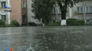 Ciclonul care a facut ravagii in Italia ajunge in Romania in aceasta seara. Ce anunta meteorologii