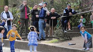 &bdquo;Mai bine dublez numarul de sirieni, dar sa plece romanii&rdquo;, a declarat un primar german. Ce a promis edilul ca va face daca scapa de cetatenii romani