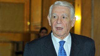 Teodor Melescanu e ministru, dar si pensionar! La 75 de ani, pensia lui este de aproape 7.000 de lei