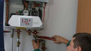 Se schimba legea! Ce trebuie sa faceti daca vreti sa va puneti centrala pe gaz