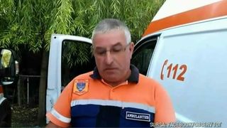 Scene nebune, demne de cascadorii rasului. Un ambulantier a fost amendat pentru ca a dat peste un porc mistret, in timp ce se afla in misiune