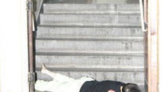 Invatatoare de la Botosani in coma, dupa ce a cazut pe scari