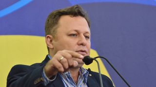 Ce vrea sa faca Dragos Dolanescu cu casa de la Sinaia a tatalui sau? Oare marele artist ar fi fost de acord?