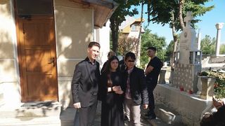 Tanara a venit insotita de Nicusor Iordan