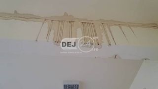 Oribil! Excremente, pe peretii unei sali de clasa dintr-o scoala din Dej