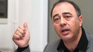 Primarul din Targu Mures, Dorin Florea, trimis in judecata de DNA, alaturi de fostul viceprimar pe care l-a imputernicit sa semneze ilegal mii de documente